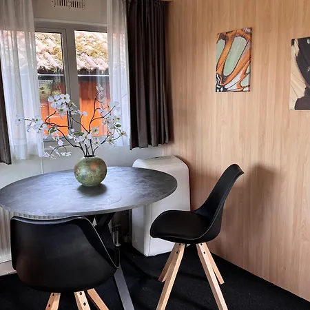Vlinderzicht Casa de Férias *